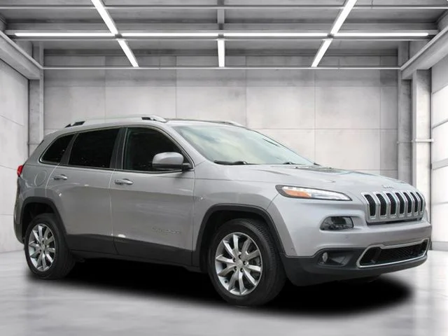 2017 Jeep Cherokee Limited's photo