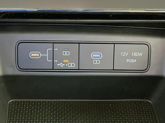 New 2026 Black Hyundai SEL image 18