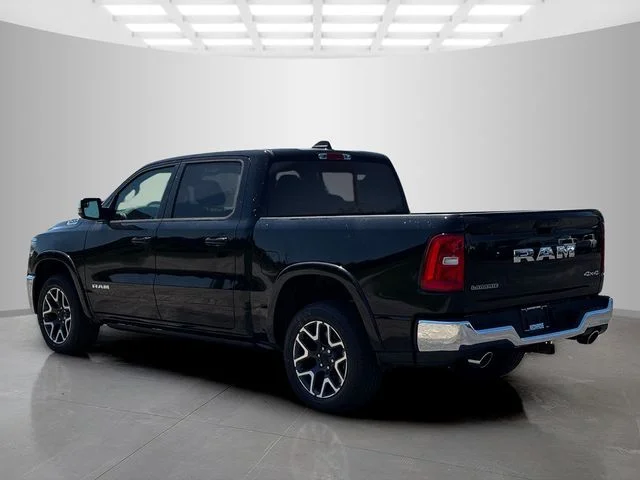 New 2026 Diamond Black Crystal Pearl-Coat Exterior Paint RAM LARAMIE image 5