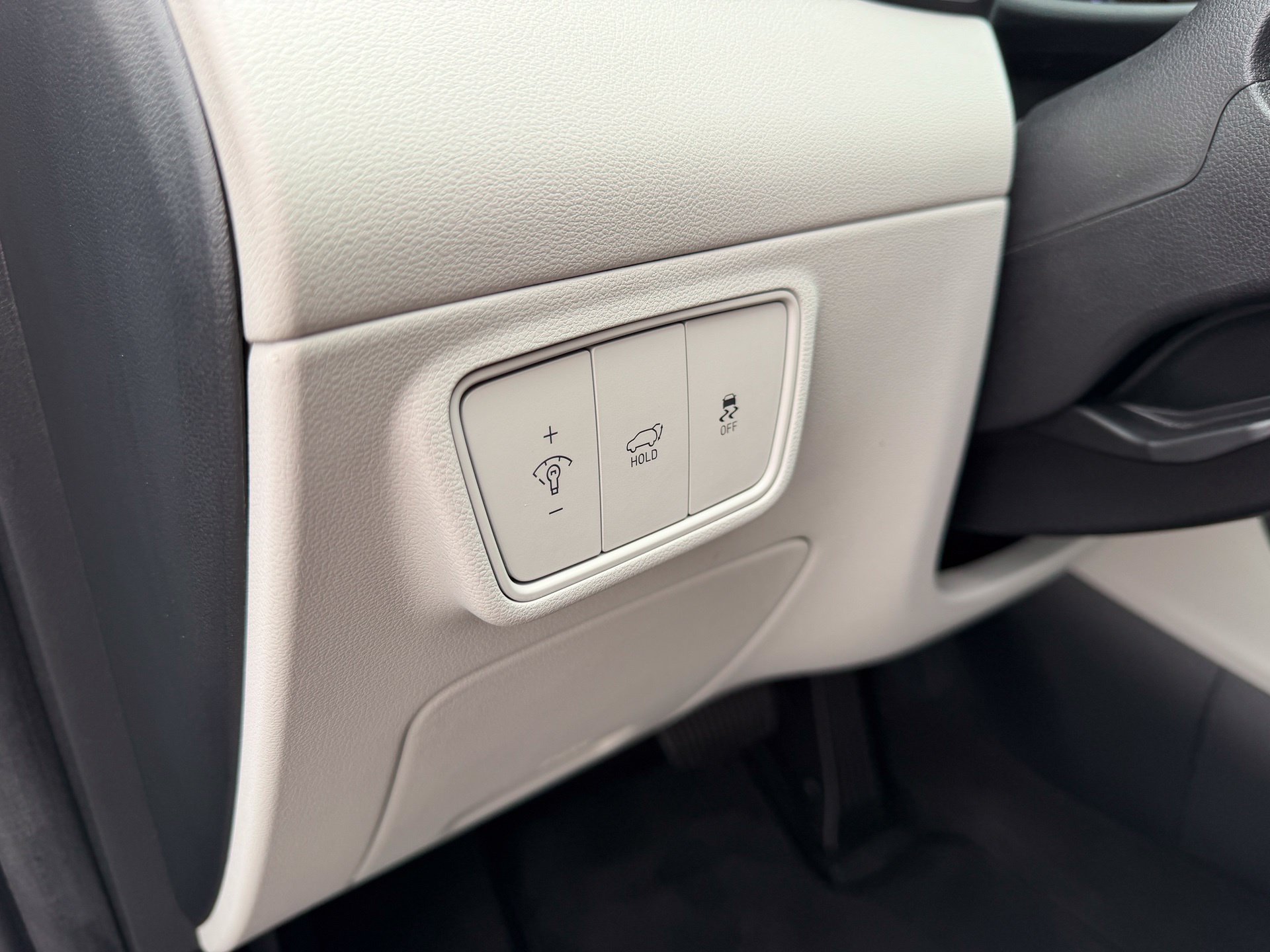 Certified Used 2024 Blue Hyundai SEL image 30