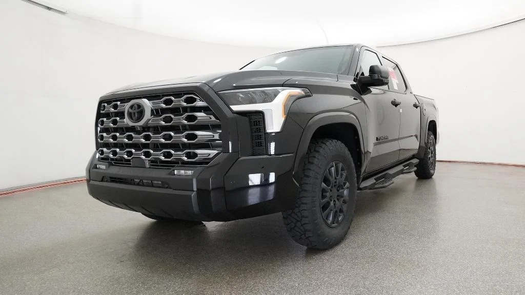 New 2026 Midnight Black Metallic Toyota SR5 image 19