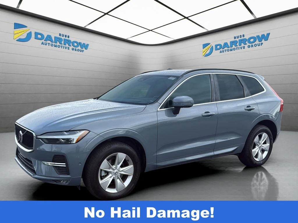2022 Volvo XC60 B5 Momentum AWD's photo