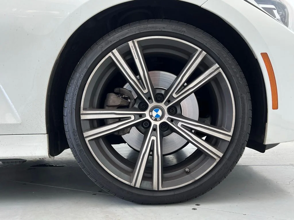 Used 2021 Alpine White BMW 330i image 6