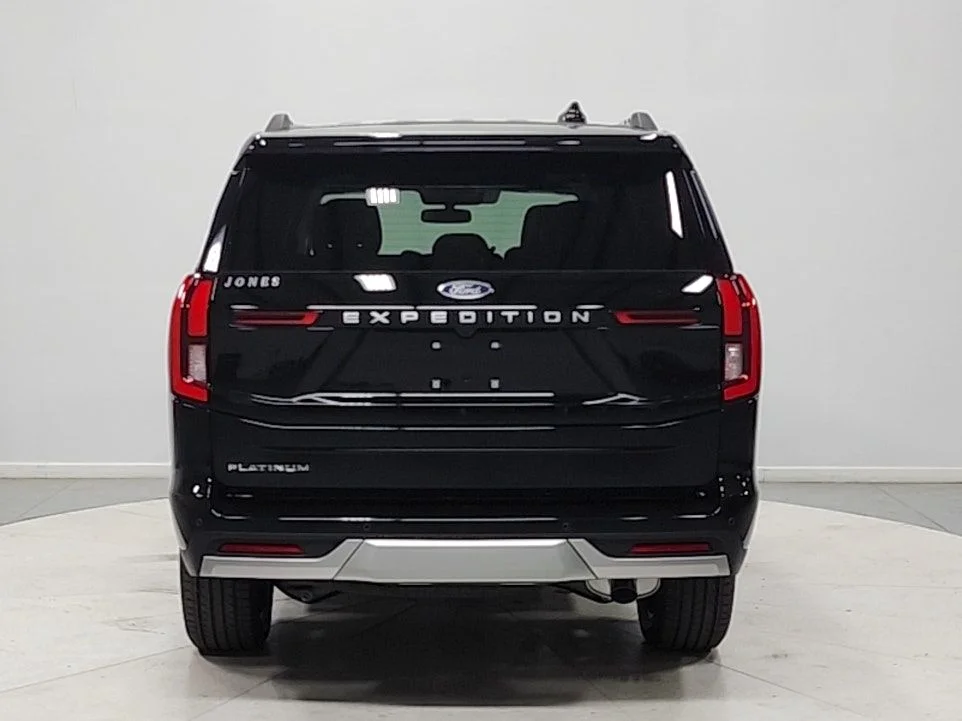 New 2026 Black Ford Platinum image 6