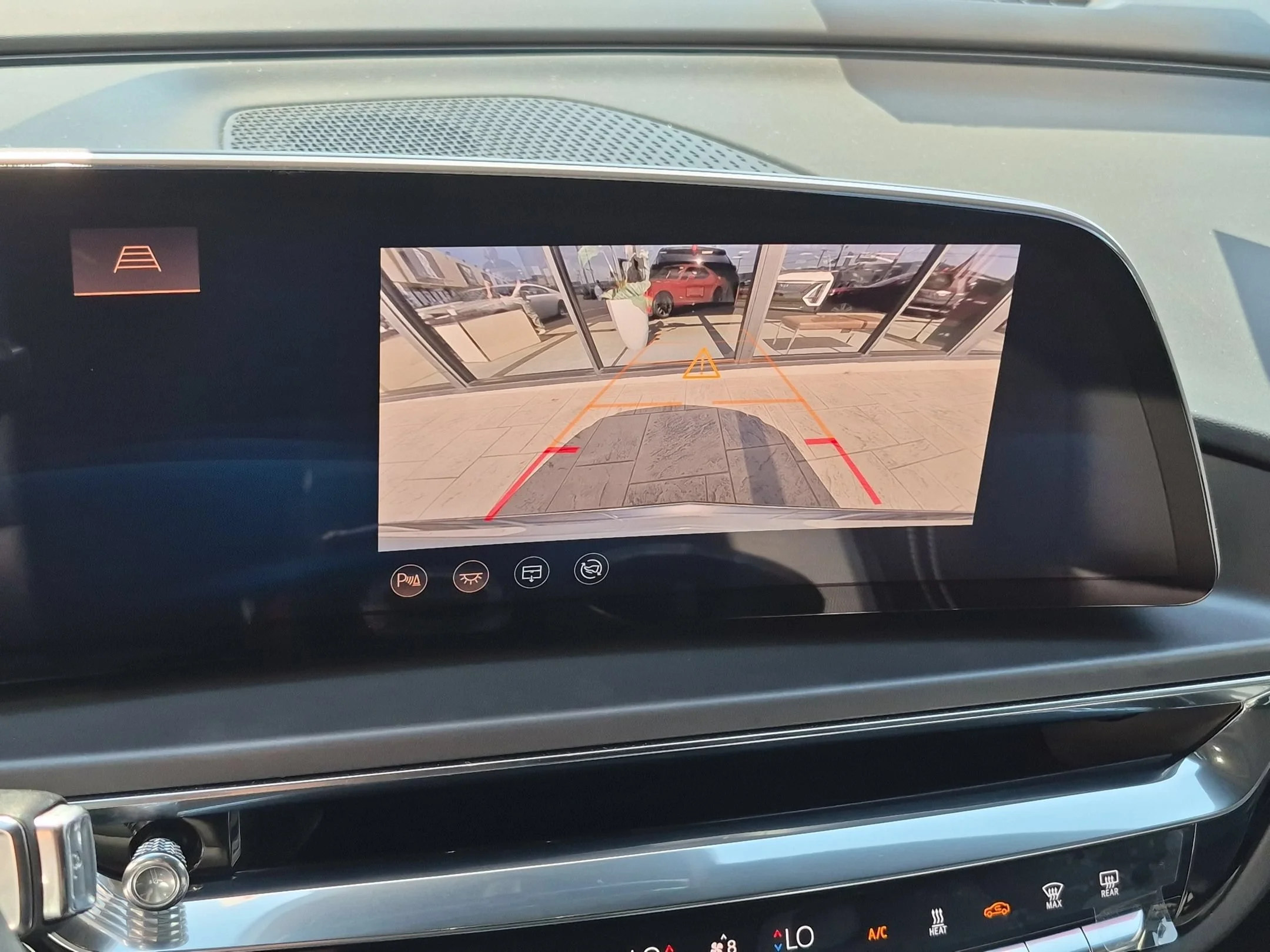 2024 Cadillac LYRIQ Tech - Photo 15