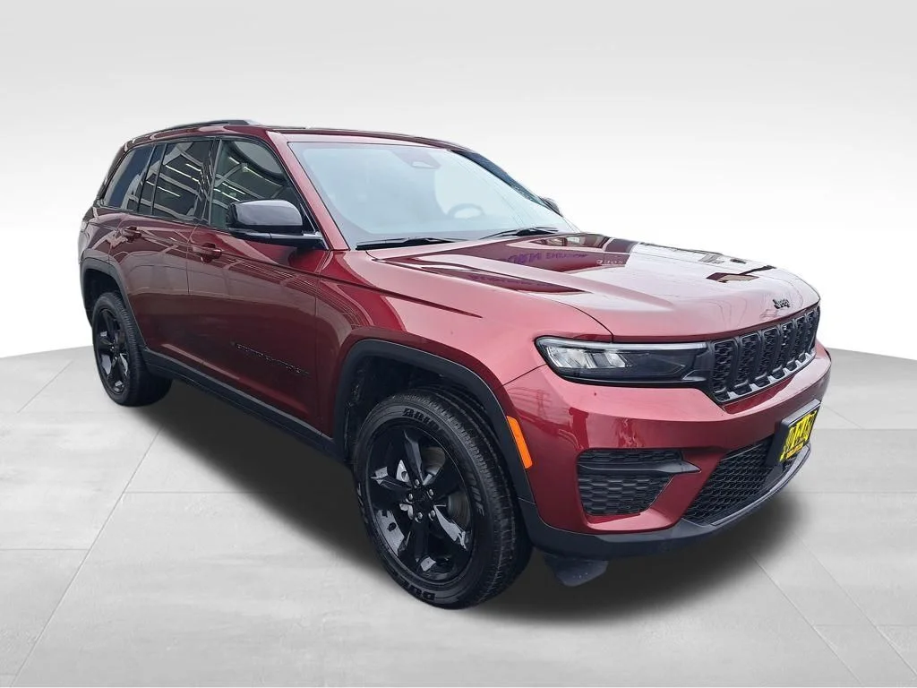 2025 Jeep Grand Cherokee Altitude - Photo 8