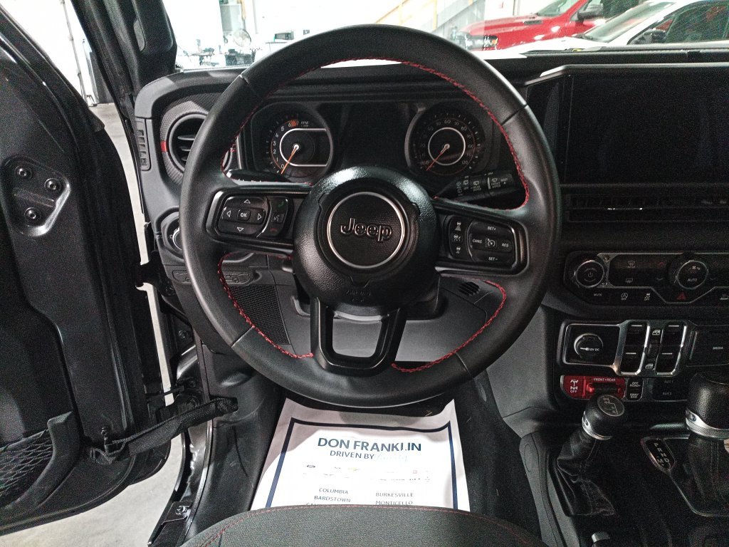 Used 2024 Gray Jeep Rubicon image 18