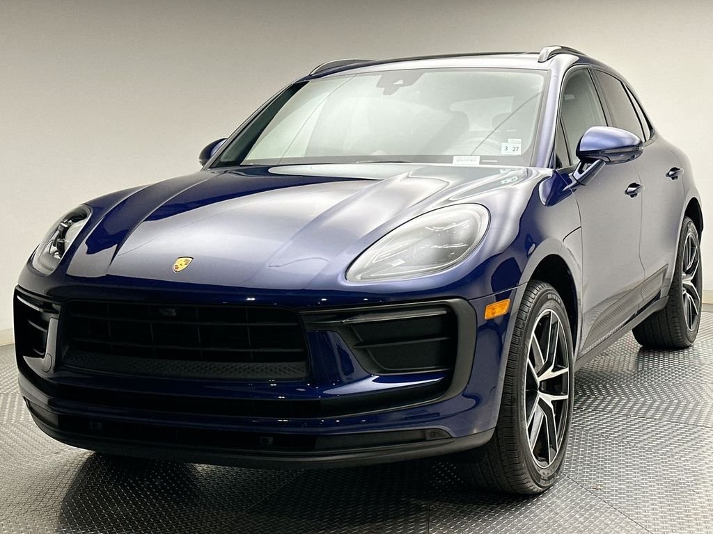 Used 2022 Gentian Blue Metallic Porsche  image 1