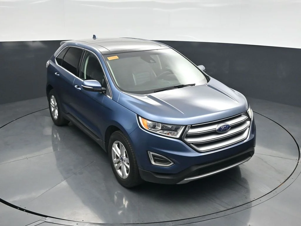 Certified Used 2018 Blue Ford SEL image 41