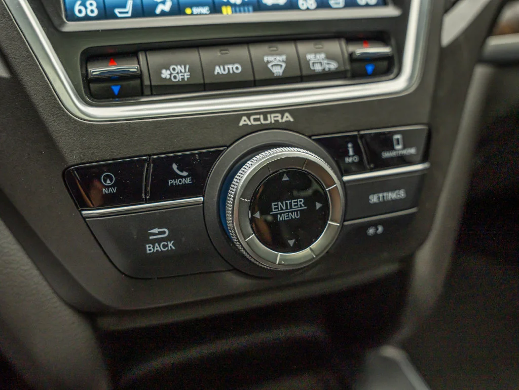 Used 2020 White Acura Technology image 36