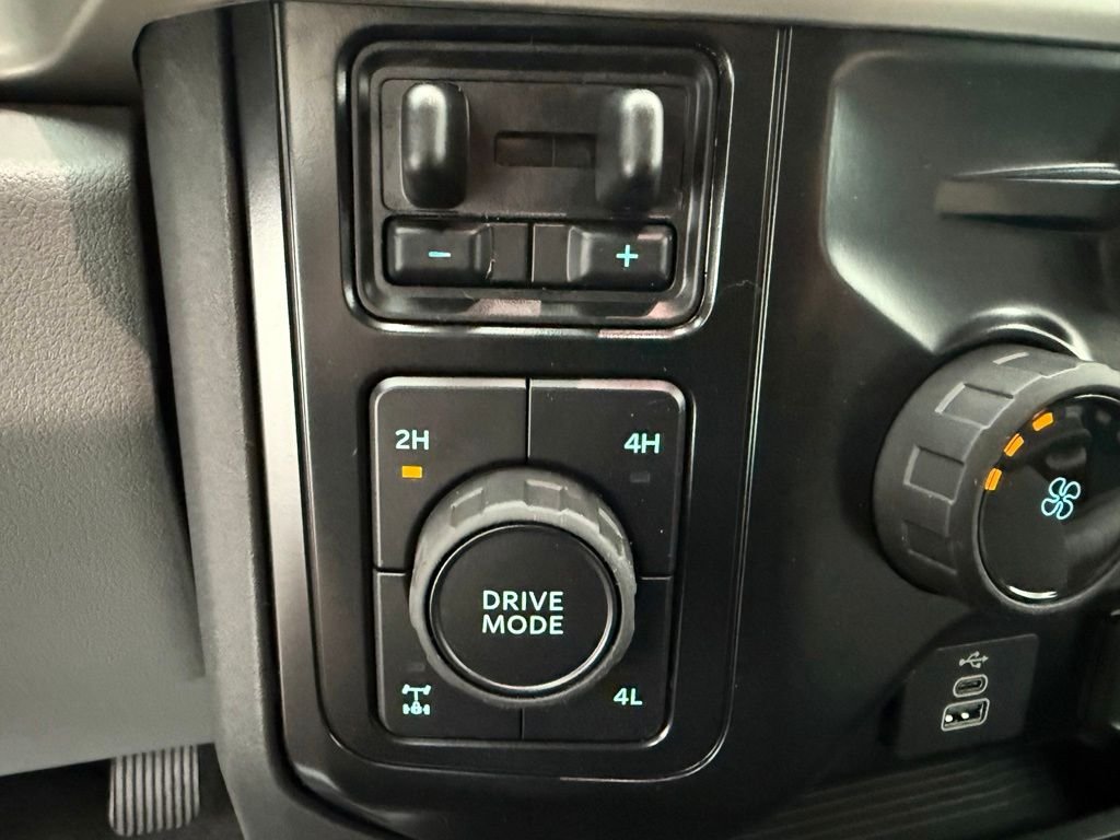 New 2026 White Ford XLT image 30