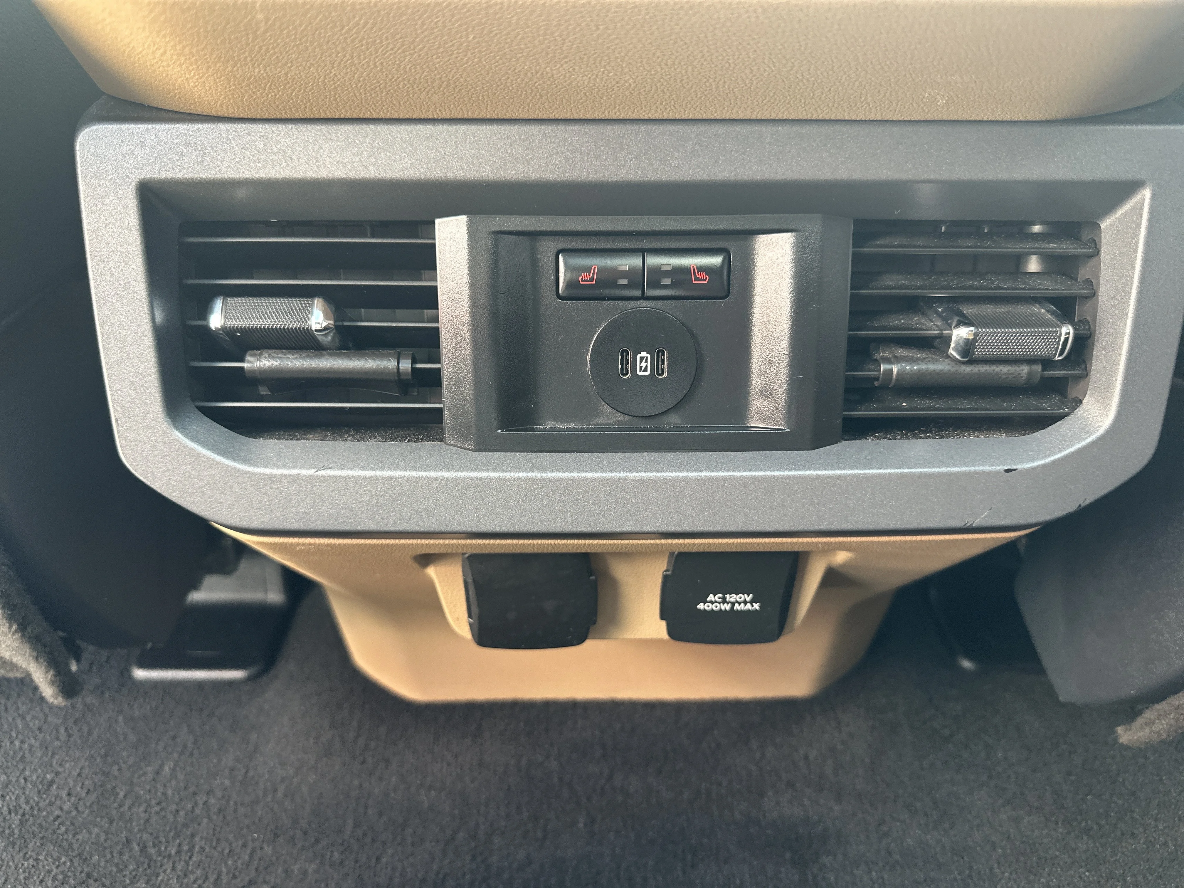 Used 2023  Ford  image 33