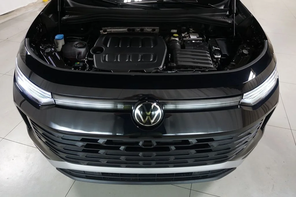 New 2026 Deep Black Volkswagen 2.0T S image 28