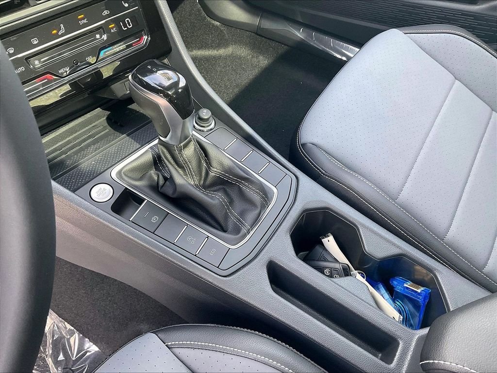 New 2026 Blue Volkswagen 1.5T SE image 14