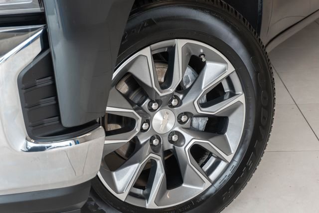 Used 2022 Gray Chevrolet LT image 2