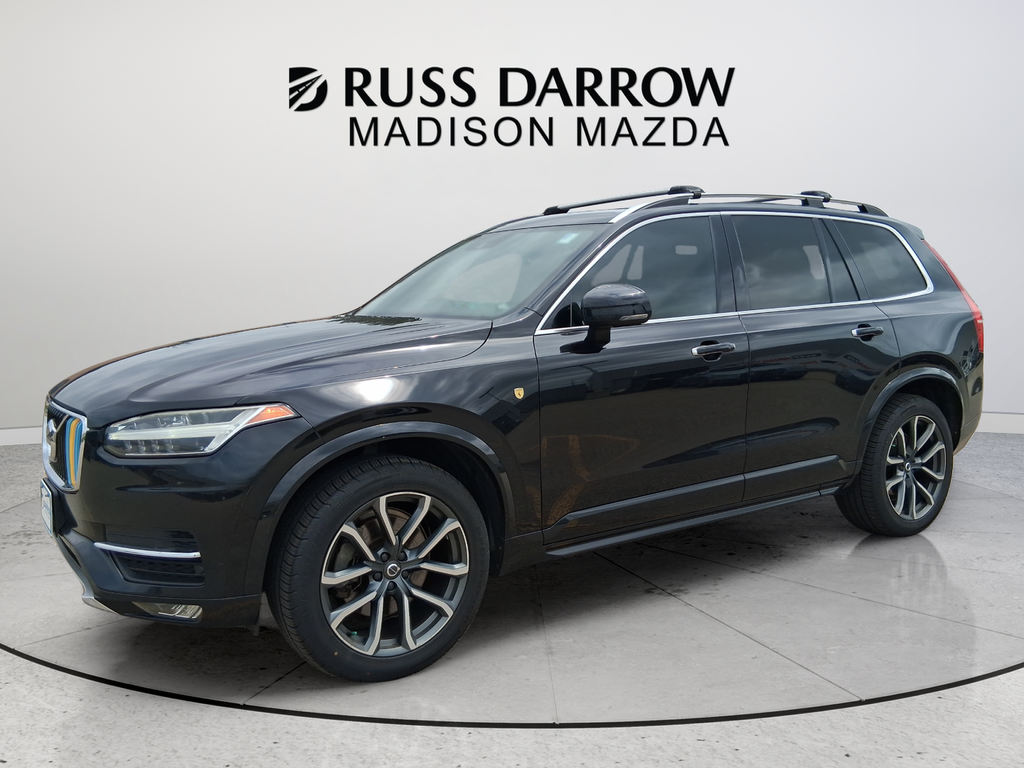 2016 Volvo XC90 T6 AWD Momentum's photo