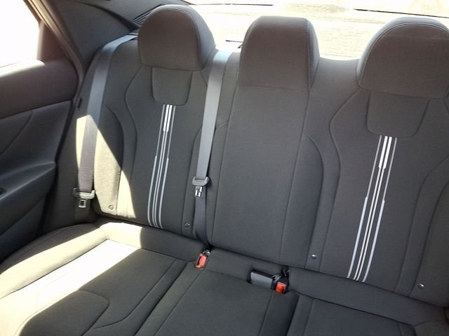 Certified Used 2025 White Hyundai SEL Sport image 18