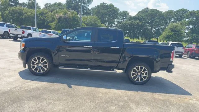 Used 2019 Black GMC Denali image 4