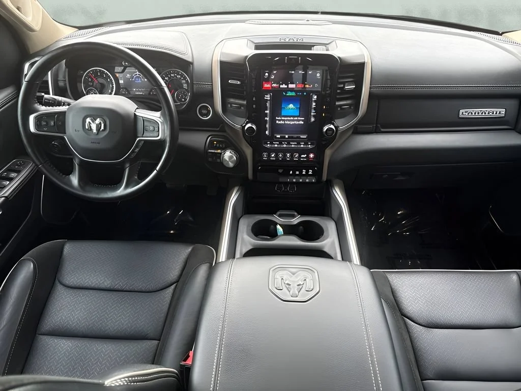 Used 2021  Ram Laramie image 14
