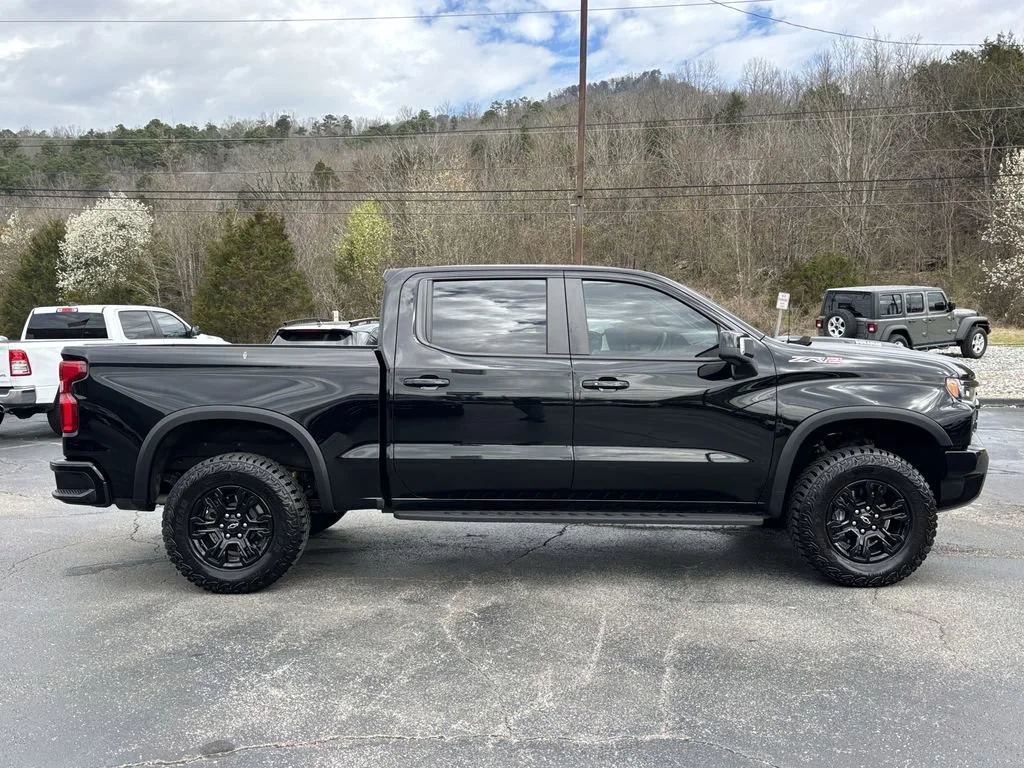 Used 2024 Black Chevrolet ZR2 image 5