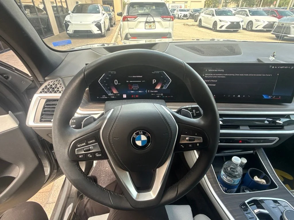 Used 2024 Gray BMW sDrive40i image 18