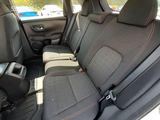 Used 2025 Platinum White Pearl Honda  image 36