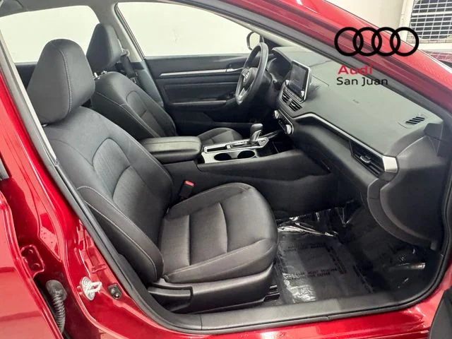 Used 2021 Red Nissan 2.5 SV image 25