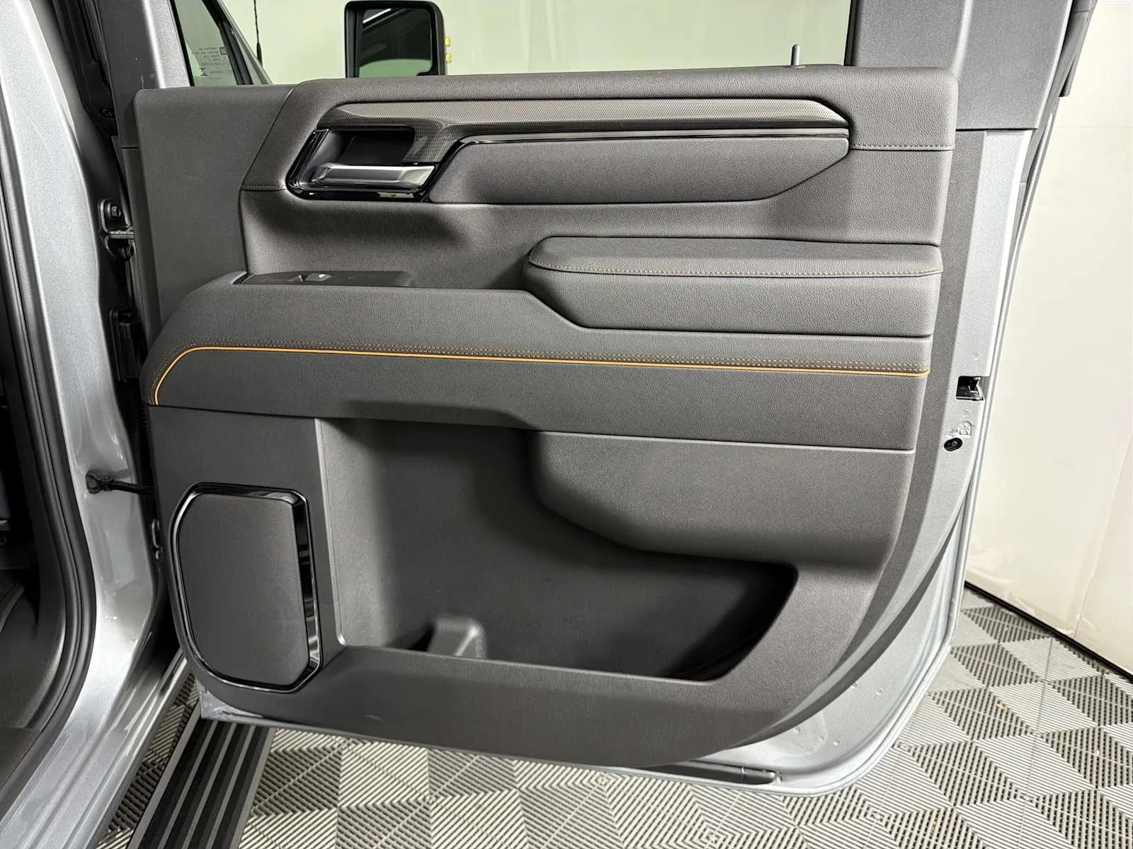New 2026 Sterling Metallic GMC AT4 image 15