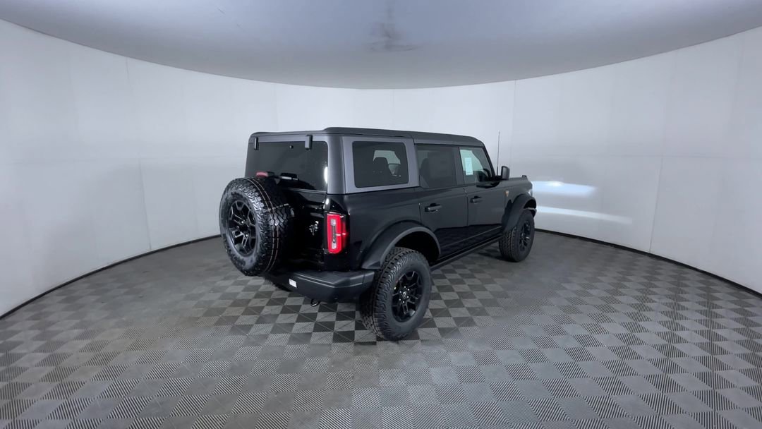 New 2026 Shadow Black Ford Badlands image 8