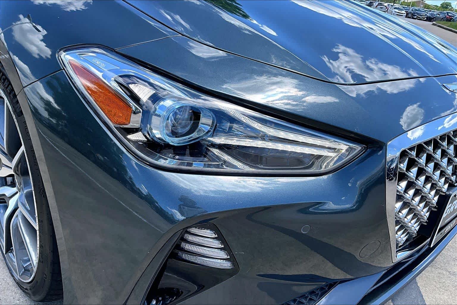 Used 2019 Black Forest Green Genesis 3.3T Design image 28