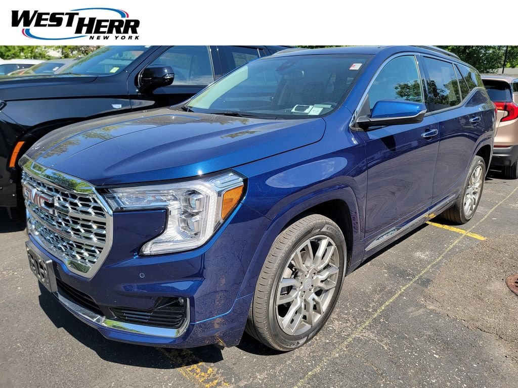 Used 2022 Blue GMC Denali image 1