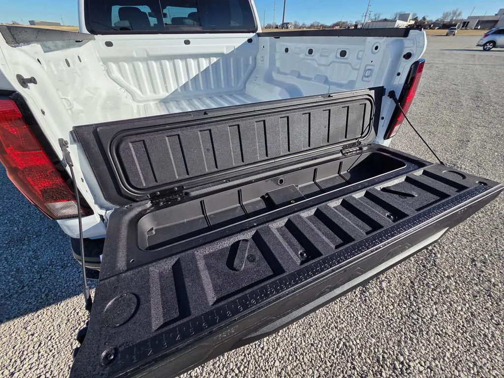 New 2026 Summit White Chevrolet Trail Boss image 11
