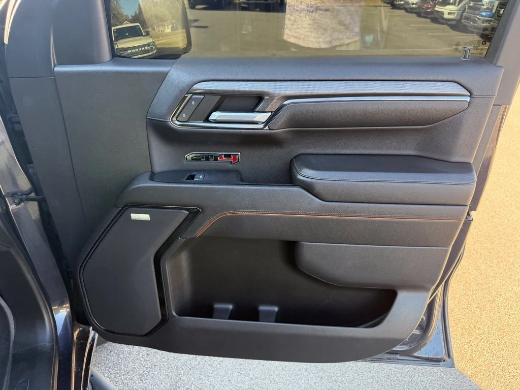 Used 2023 Silver GMC AT4 image 18
