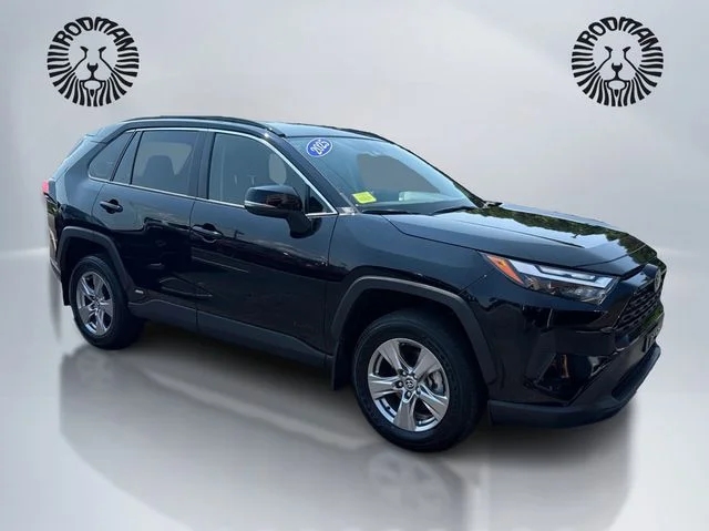 Certified Used 2025 Midnight Black Metallic Toyota LE image 3