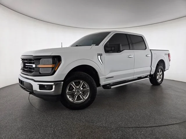 Used 2024 White Ford XLT image 1