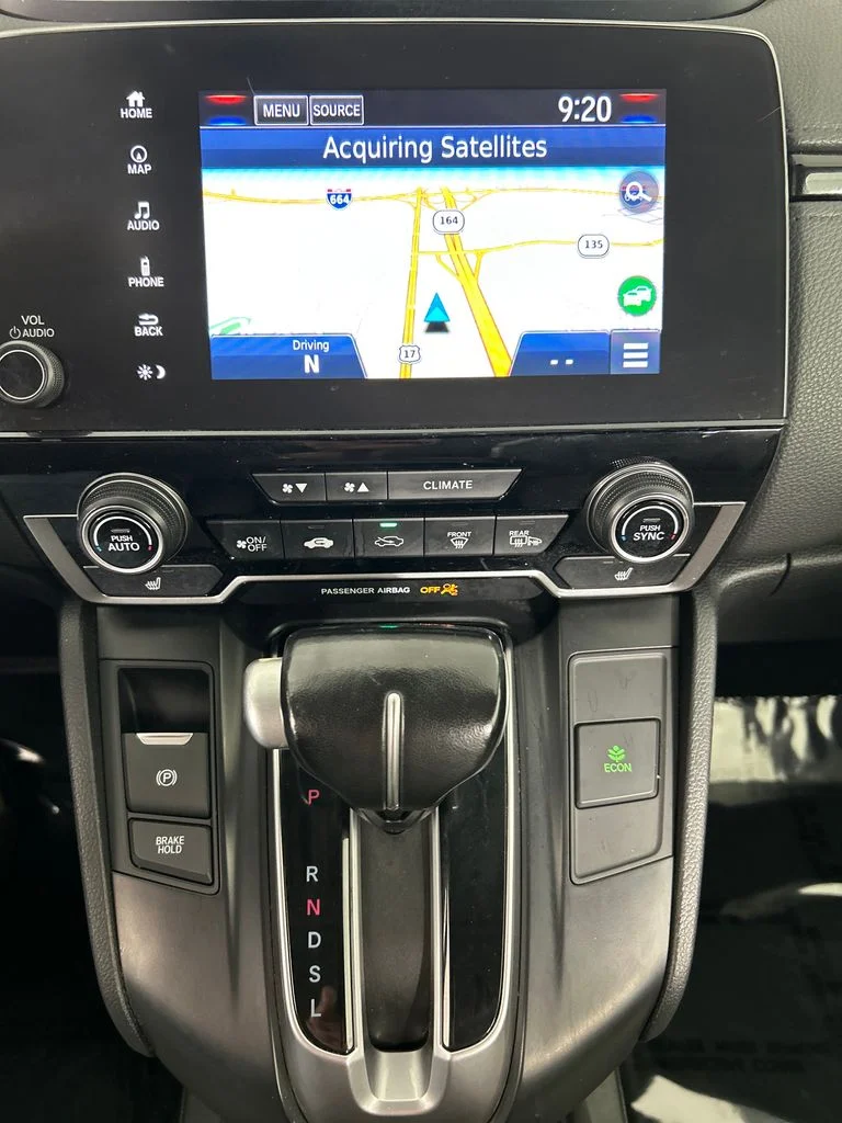 Used 2018 Silver Honda Touring image 13