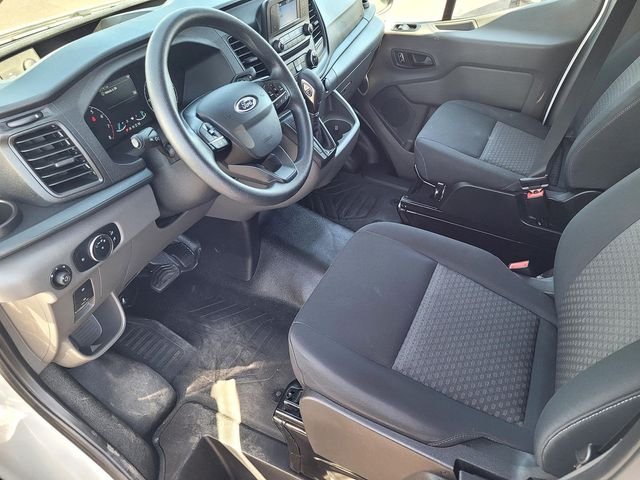 Used 2025 White Ford Base image 9