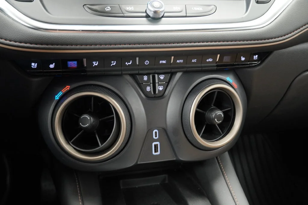 2025 Chevrolet Blazer Premier - Photo 18