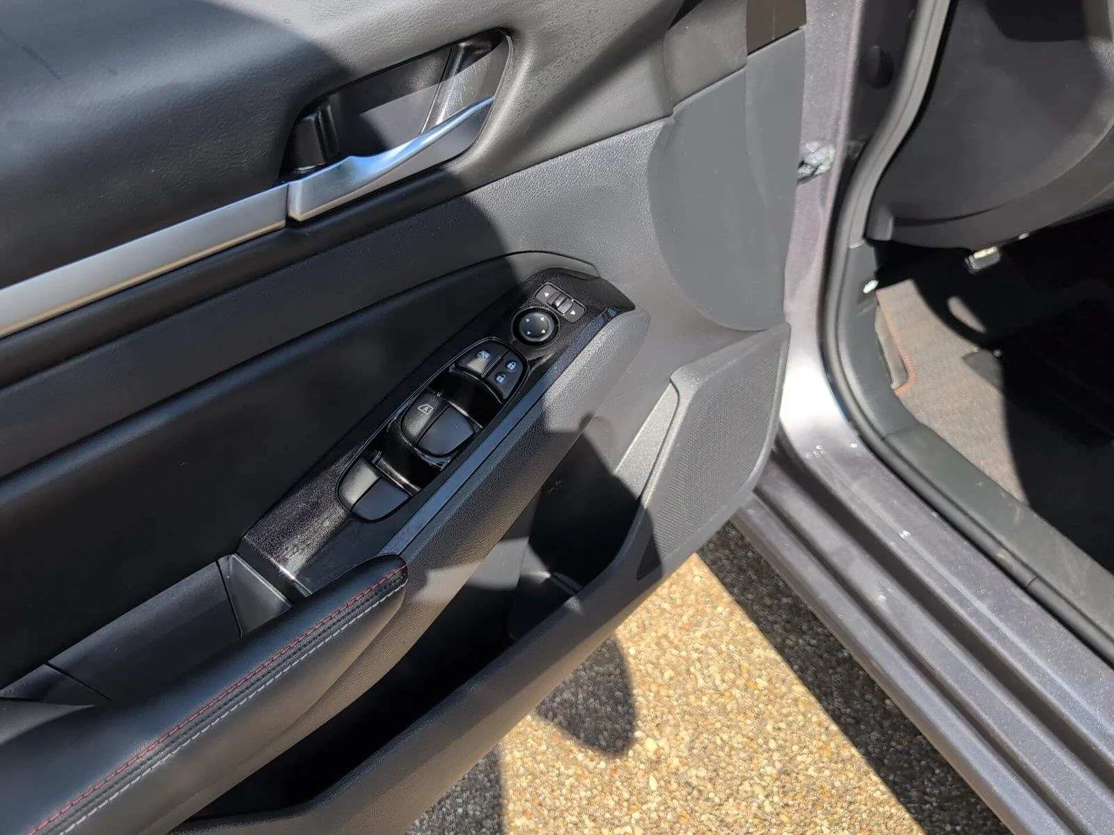 Used 2024 Gun Metallic Nissan 2.5 SR image 12