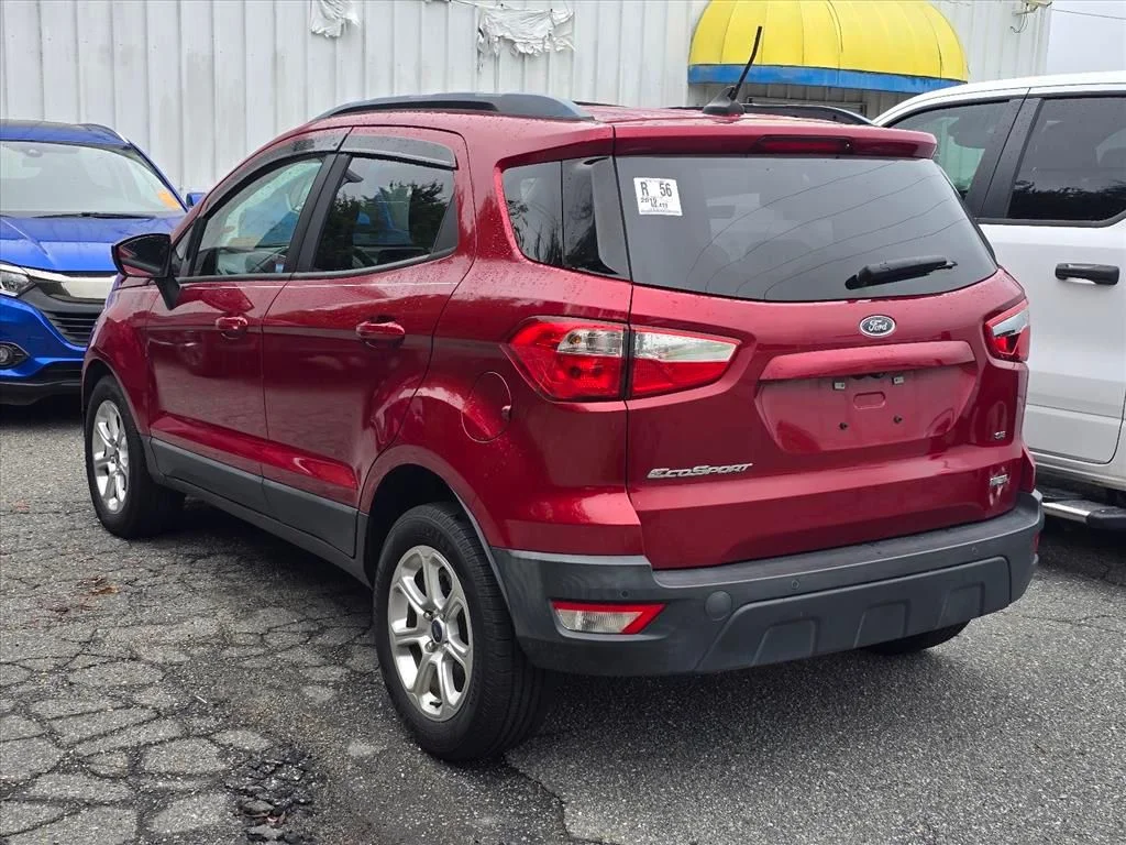 Used 2019 Red Ford SE image 13