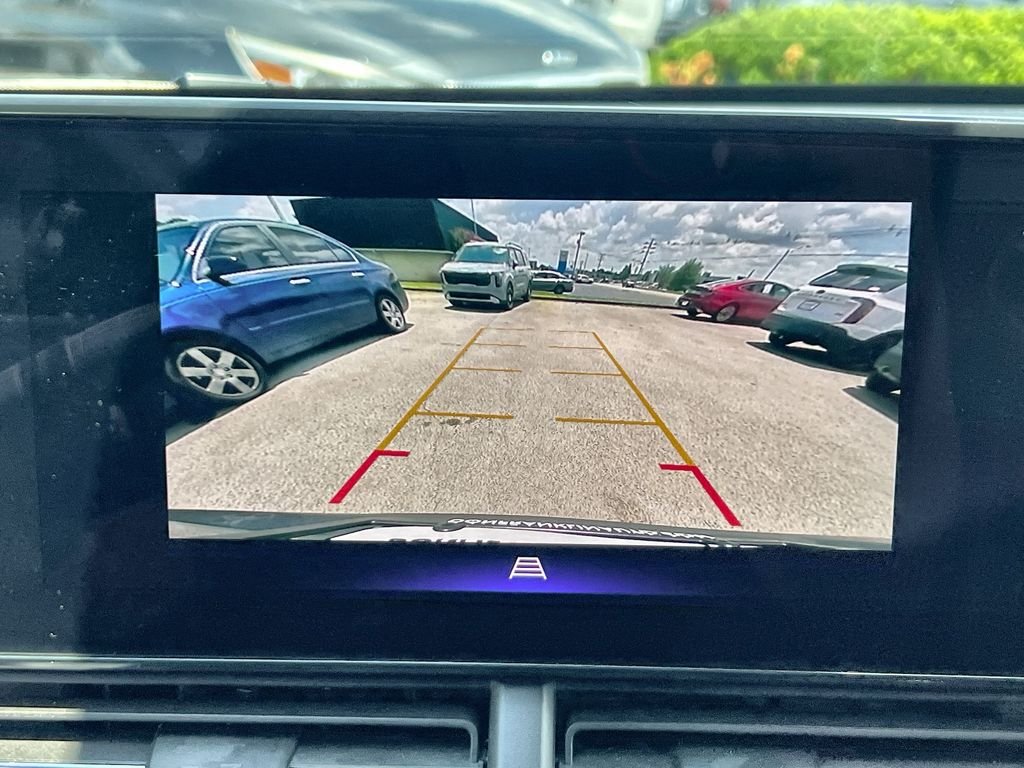 Used 2025 Gray Chevrolet ACTIV image 17