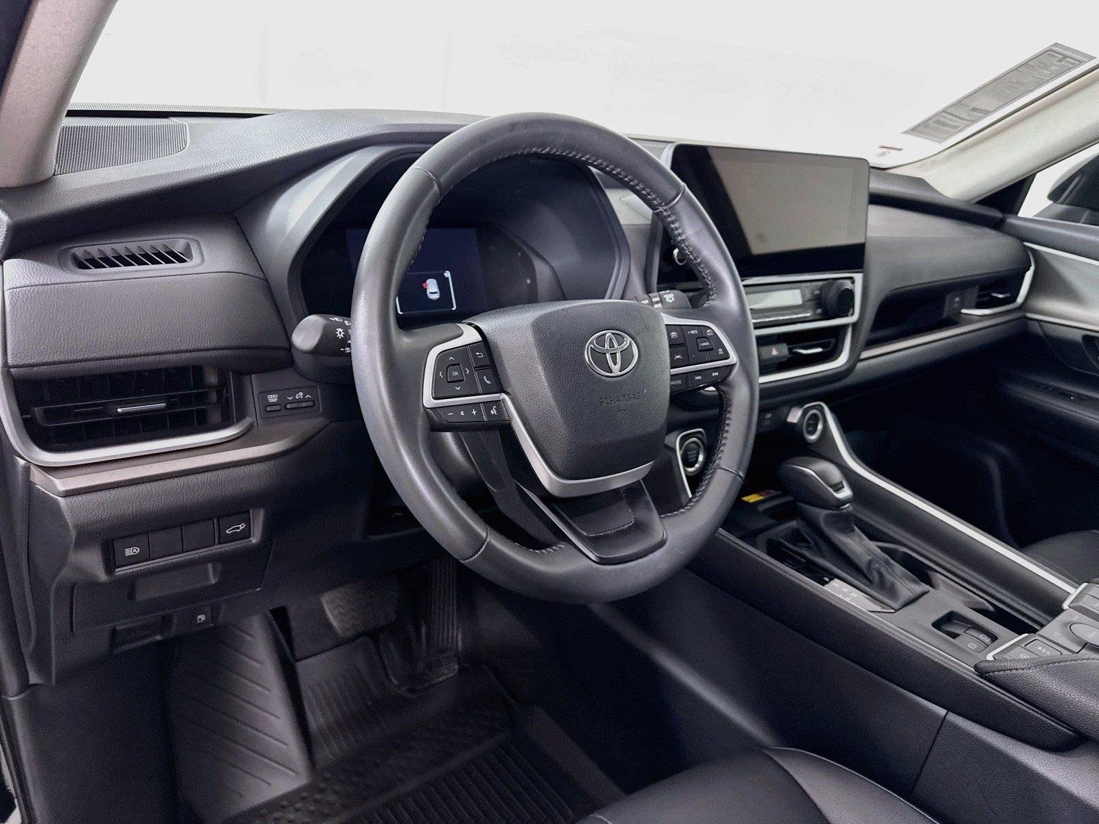 Certified Used 2026 Midnight Black Metallic Toyota XLE image 4