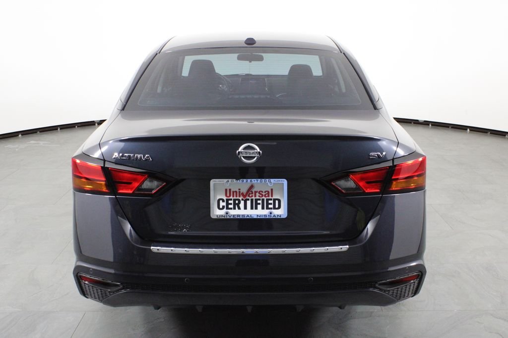 Used 2022 Blue Nissan 2.5 SV image 10