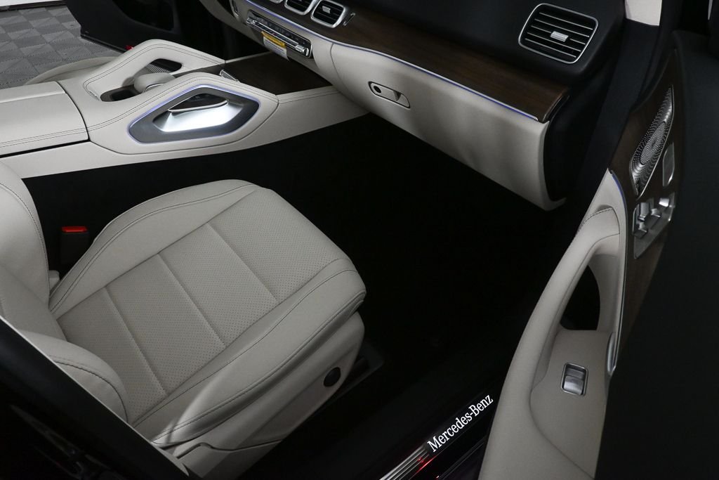 New 2026 Black Mercedes-Benz GLE 450 image 23