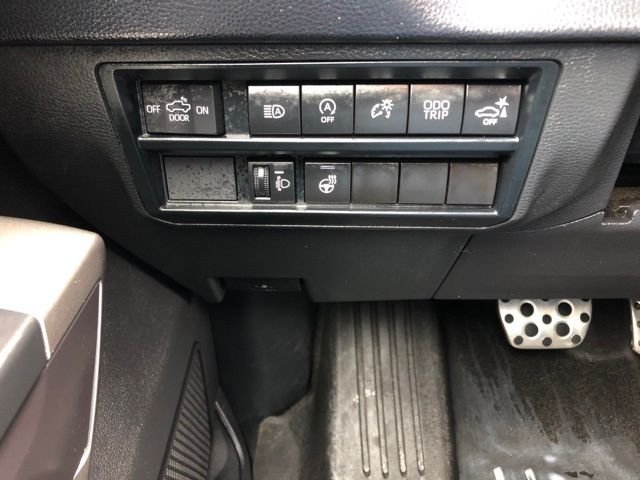 Used 2023 Ice Toyota SR5 image 23