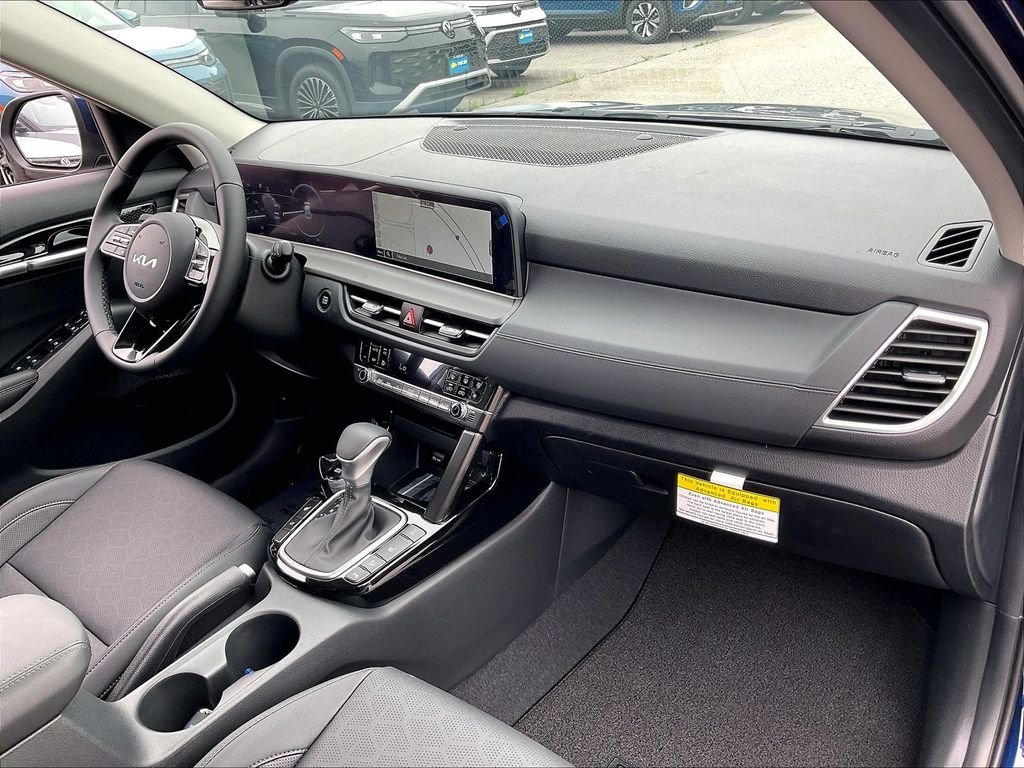 New 2026 Dark Ocean Blue Kia EX image 9