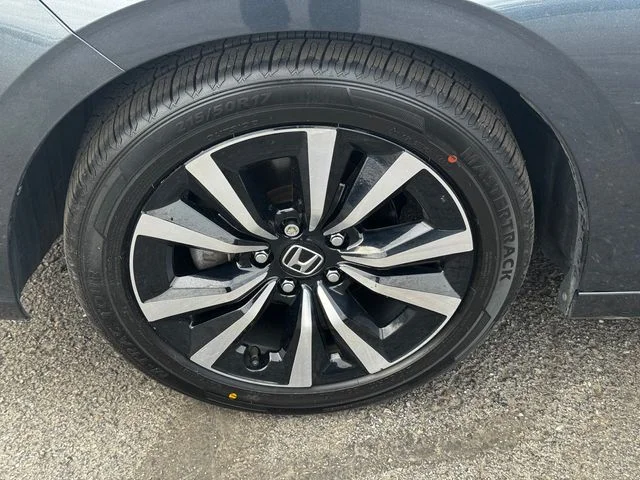 Certified Used 2022 Gray Honda EX-L image 10