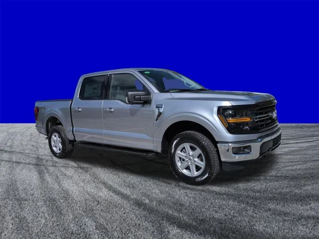 New 2026 Iconic Silver Metallic Ford XLT image 2
