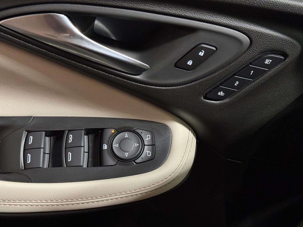 2025 Buick Encore GX Avenir - Photo 19
