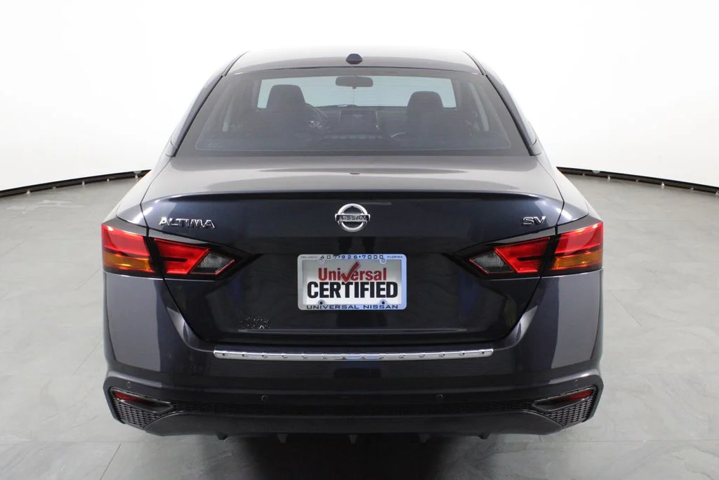 2022 Nissan Altima SV - Photo 11